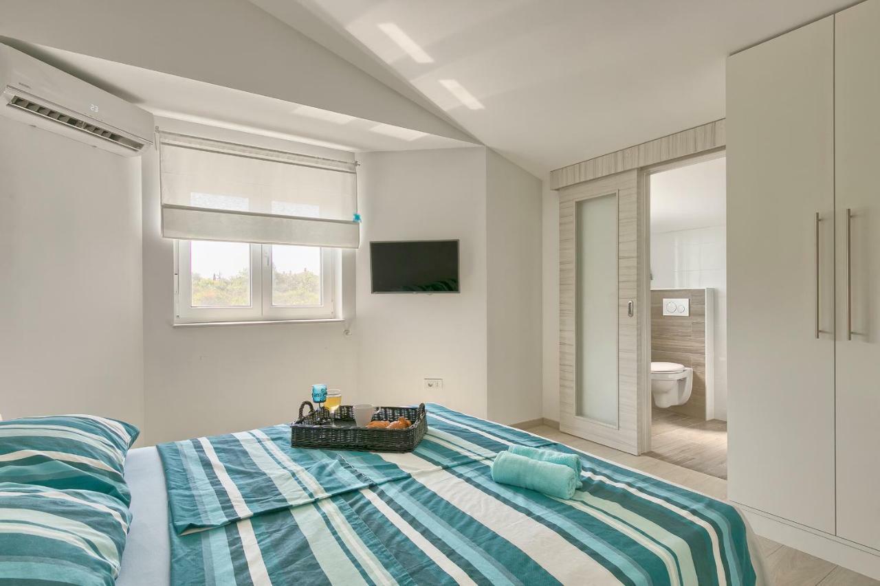 Holiday Home Nikol Пула Экстерьер фото